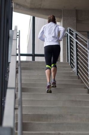 Gyaloglás fel a lépcsőn - egy szimulátor, amely mindig kéznél van! szervezet iskola - testépítés, sport, fitness