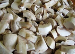 Rántott gombával (sült sertés gombával) Grillezett sertés gombával