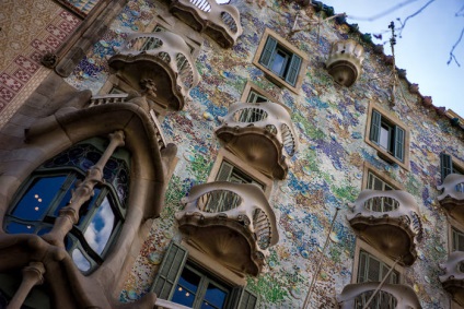 Jegyek a Casa Batllo, hogyan kell vásárolni online, és elkerülhető a sorban a bejáratnál - vezesse Barcelona tm (jegyek sorban állás nélkül Batllo Ház) Jegyek a Batlló ház, hogyan kell vásárolni online, és elkerülhető a sorban a bejáratnál - útmutató TM barcelona