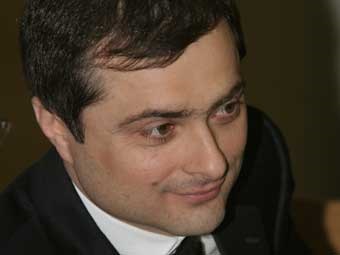 Életrajz Vladislav Surkov