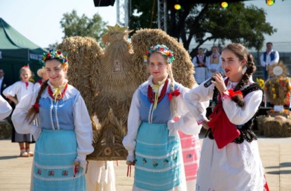 Dozhinki (dozhinki) éves ünnepe az aratás Lengyelországban 2016-ban, Lengyelország hírek, kultúra, hagyomány