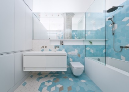 Kék fürdőszoba - design, fehér és kék színben, a kombináció más színek (en) Kék fürdőszoba - design, fehér és kék színben, a kombináció más színekkel