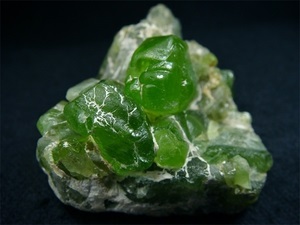 History peridot kő, annak jellemzőit és értékét a zodiákus jelek (Peridot) History peridot kő, annak jellemzőit és értékét a jelei az állatöv