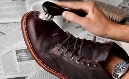 Hogyan kell helyesen tisztítható és karbantartható bőr cipő