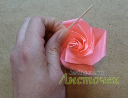 Hogyan készítsünk egy rózsa papírból (stephan weber), levél