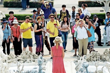 Hogyan kell viselkedni, és hogyan öltözködnek a templomban Thaiföld ruházat és viselkedési szabályokat templomaiban Thaiföld (szabályok) Hogyan kell viselkedni, és hogyan öltözködnek a templomban Thaiföld ruházat és viselkedési szabályokat templomaiban Thaiföld