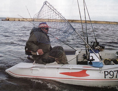 Kalinyingrád Fishing Club - a kényelmet egy halász egy csónakban