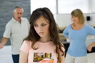 Konfliktus a gyerekek és szülők