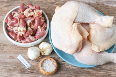 Csirke kolbász otthon - lépésről lépésre recept, hogyan kell főzni fotókkal