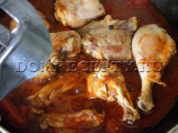 Chicken, párolt paradicsomos mártással recept fotókkal