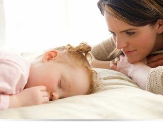 Tanítsd meg a gyermeket egyedül aludni Hogyan tanítsuk a gyermeket egyedül aludni
