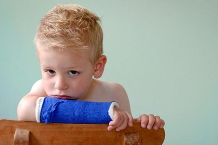 A csontritkulás a gyermekek okoz, tünetei, diagnózis és kezelés