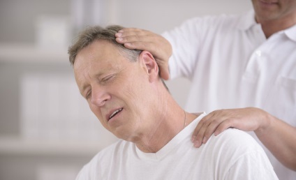 Osteochondrosis a nyak, a tünetek és a kezelés
