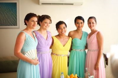 A koszorúslányok vagy aki fizet az esküvői ruha tippeket jwedding Agency - egy sor szolgáltatás