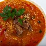 Kharcho leves recept burgonyával és rizzsel szakaszában és alkatrészek ~