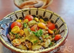 Saláta sült paradicsommal - főzés recept egy fotó