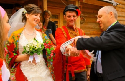 Esküvő a magyar népi stílusban, design