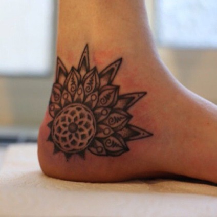 Tetoválás a boka - 60 tetoválás a nők számára