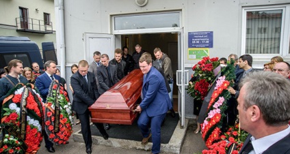 Alex meghalt Ermoshin - életrajza fia fejét a CEC Belarusz (Fehéroroszország) Alex meghalt Ermoshin - életrajz fiának feje Központi Választási Bizottság