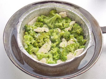 Sült brokkoli a kemencében (puding) Brokkoli rakott a kemencében