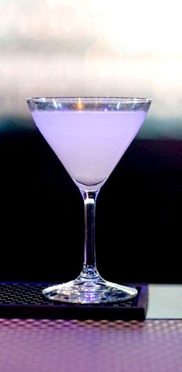 Top 10 Koktélreceptek Bacardi otthoni fehér rum (chateau) 10 legjobb receptek koktélok Bacardi ház fehér rum