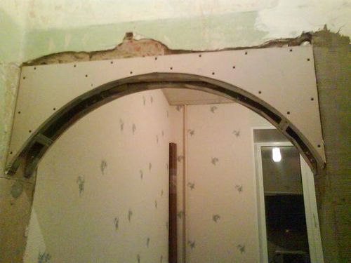 Arches MDF vagy faforgácslap útmutató képekkel, hogyan lehet a saját kezébe (ami eltávolítani mérések) Arches MDF vagy faforgácslap útmutató képekkel, hogyan lehet a saját kezét