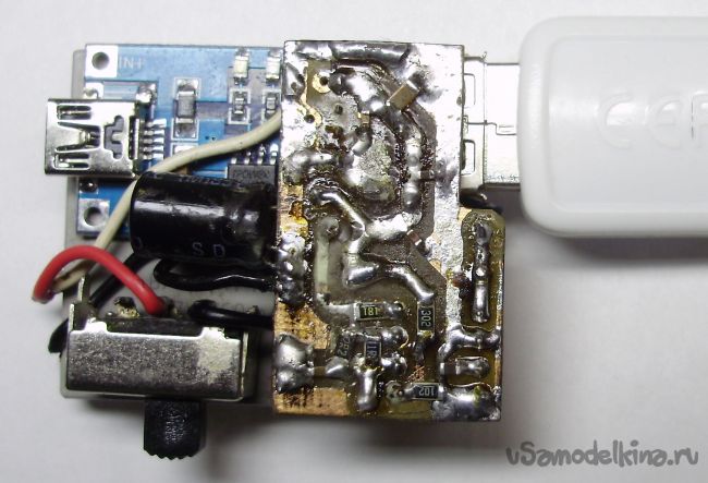 Sürgősségi usb-töltés a saját kezében (2K Ohm megfelel a maximum) Sürgősségi usb-töltés a saját kezét
