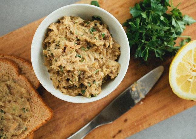 Baba ghanoush - recept fotókkal (előtte az asztal takarmány) Baba ghanoush - recept fotókkal
