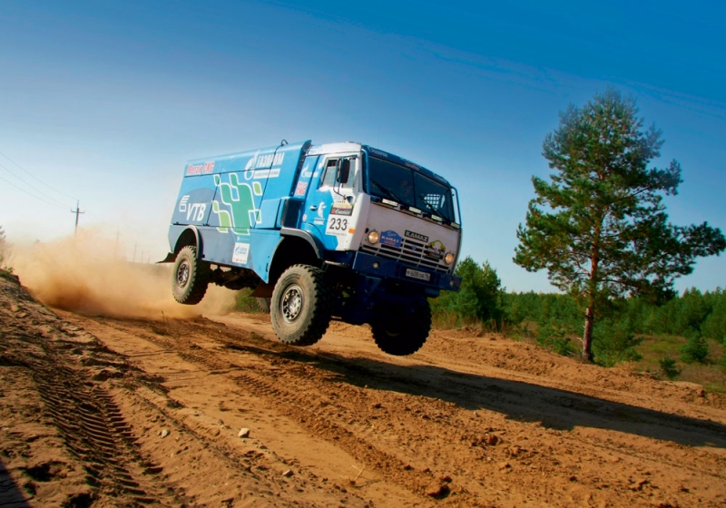A KAMAZ meglepetés „Dakar” ( „KAMAZ-Master” körülbelül az eszköz használata) A KAMAZ meglepetés, hogy a „Dakar”