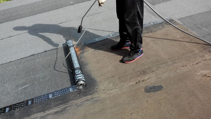 A fedél garázs tetején tábla beton burkolóelem anyagok és technológiák (tető) A fedél garázs tetején tábla beton burkolóelem anyagok és technológiák