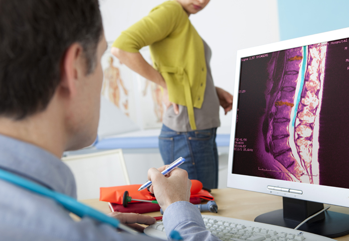 Melyik a jobb - ultrahang vagy MRI a gerinc (saját érdemei) Melyik a jobb - ultrahang vagy MRI a gerinc