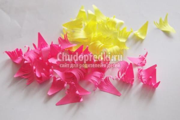 Virágok Kvilling a szakterületen (technológia) Virágok Quilling technikák