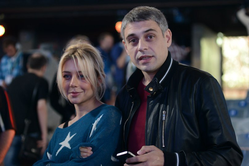 Fényképek a férje Tina Karol közzétett Halálának évfordulóján (fotó) Fényképek a férje Tina Karol közzétett Halálának évfordulóján