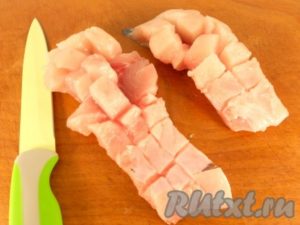 Lazac rizzsel sütőben - készül lépésről lépésre képekkel (dörzsölje egy durva reszelő) Lazac rizzsel sütőben - készül lépésről lépésre fotókkal