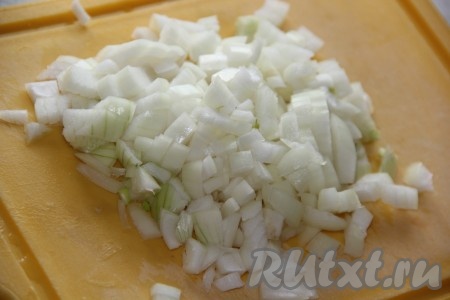 Lazac rizzsel sütőben - egy recept fényképpel (dörzsölje egy durva reszelő) Lazac rizzsel sütőben - a recept egy fotó