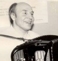 A 80. születésnapja, a zeneszerző, Tisztelet Művész az OSZFSZK Alexander Petrovich