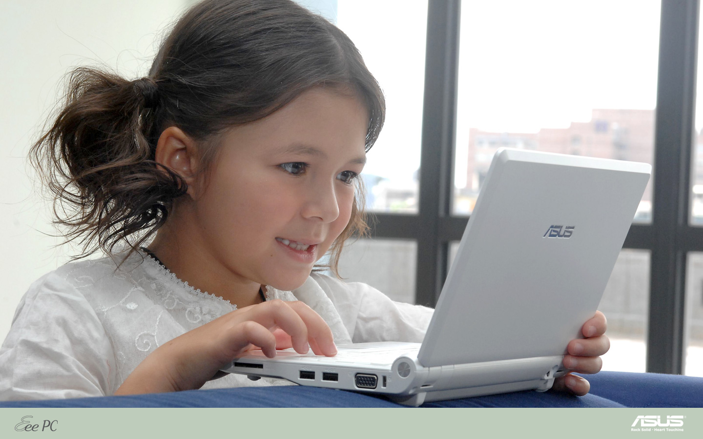 Hogy hívják azt a kis notebook (kicsi) Hogy hívják azt a kis notebook