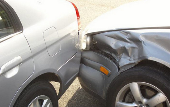 Hogyan jutok biztosítási kártérítés baleset esetén, az autós ellátásokat