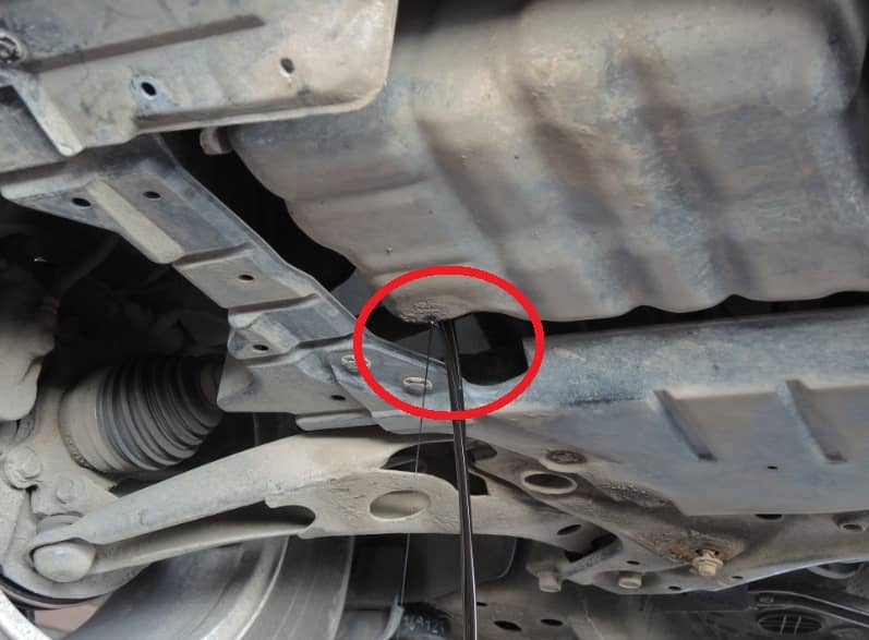 Hogyan készítsünk egy olajcsere a variátor Nissan Teana J32 (Nissan) Hogyan készítsünk egy olajcsere a variátor Nissan Teana J32