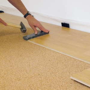 Hogyan feküdt laminált padló telepítési útmutató (laminált) Hogyan feküdt laminált padló szerelési útmutató