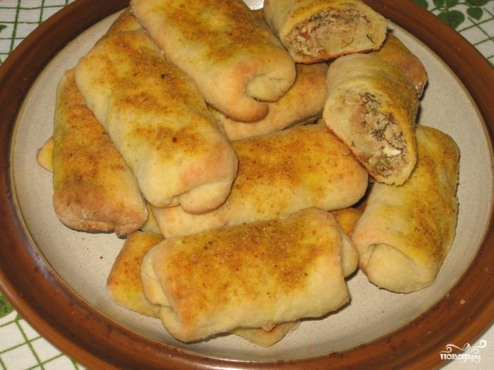 Burgonya tekercs hússal - egy lépésről lépésre recept fotók az (élelmiszer) Burgonya tekercs hússal - lépésről lépésre recept fotók