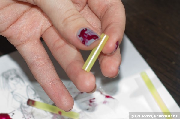 Bloody manikűr értékelés (Hansen Hard Nails Xtreme) Véres manikűr vélemények