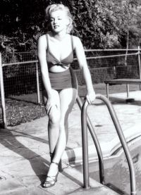 Marilyn Monroe fürdőruha (fürdőruha) Merilin Monro a fürdőruhát