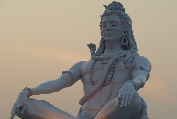 Ohm NAMAH Sivaya (mantra Shiva), jóga, slavyoga