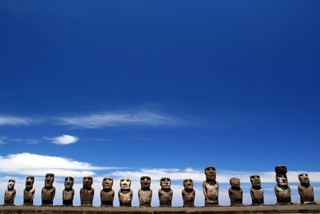 Easter Island szobrok és kő moai (Húsvét) Húsvét-sziget Moai szobrok és kő