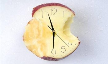 Megtagadása vacsora, vagy ártalom (kár) Megtagadása vacsora, vagy ártalom