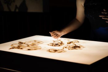 Sand mutat a kortárs művészet és jövedelmező üzleti (art) Sand mutat a kortárs művészet és jövedelmező üzleti