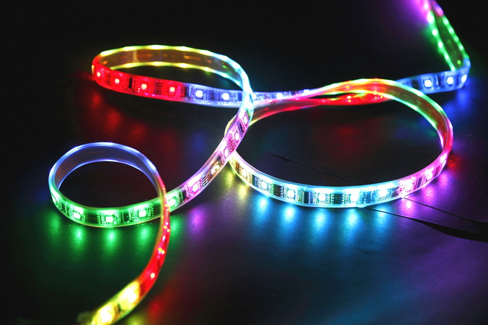 Megfelelő telepítés LED-csík az autó (kiválasztani a telepítés helyén) Megfelelő telepítés LED-csík az autó