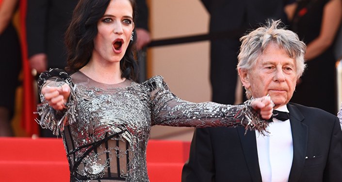 A nyeremény egy ellenszenv, hogy adjon díjat Cannes-ban (nem) A nyeremény egy ellenszenv, hogy adjon díjat Cannes-ban