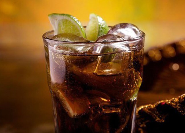 Koktél receptek rum Bacardi black - Koktélreceptek Bacardi rum - koktélok